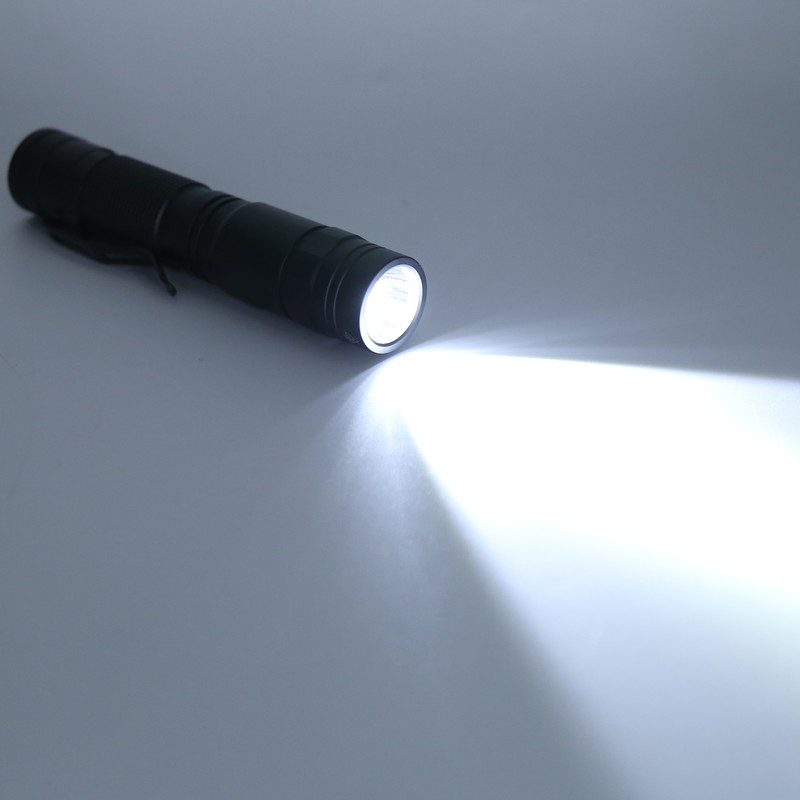 LED Flashlight Built in 1800mAh Lithium Battery IPX6 Waterproof Torch