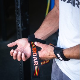 Roar® Weight Lifting Straps, Professional Deadlift Straps, Wrist Straps Weightlifting, Gym Wrist Straps, Weightlifting Straps for Men and Women, Bodybuilding Straps, Olympic Lifting Straps. (Spain)