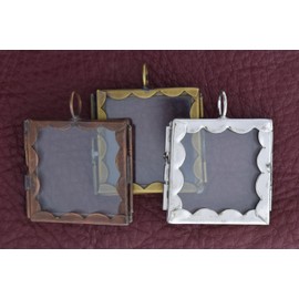 HHH Designs 1.5 Inch Square Scalloped Glass Pane Pendant | Locket Necklace for Women with Antiqued Silver Finish | Set of 3 Square Glass Pane Locket Pendant | Gift for Women to Express your Love