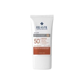 Rilastil Sun System - Fotoprotector D-Clar 50+ Crema Anti-Manchas que Unifica con Clari-Tech Complex, Resistente al Agua - Tono Medium, 40 Mililitros