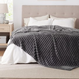 Bedsure Bedsure Grey California King Size Blanket for Bed - GentleSoft Cozy Soft Blankets for Women, Cute Large Throws for Girls, 102x96 Inches