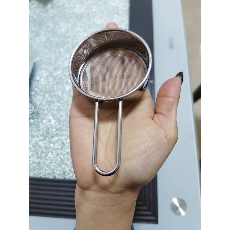 Goeielewe Stainless Steel Strainer with Long Handle, Flour Sieve Mini