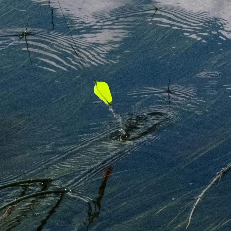Bojueshaw 15pcs Float Foam Water Drop Strike,Fishing Bobbers Floats,Fly Fishing