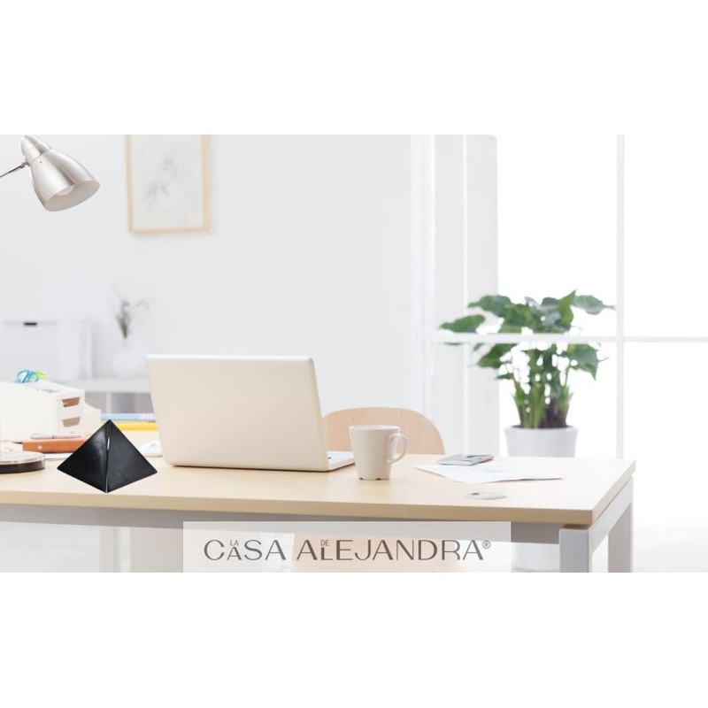 LA CASA DE ALEJANDRA | Pidamide de Obsidiana Negra (Grande)