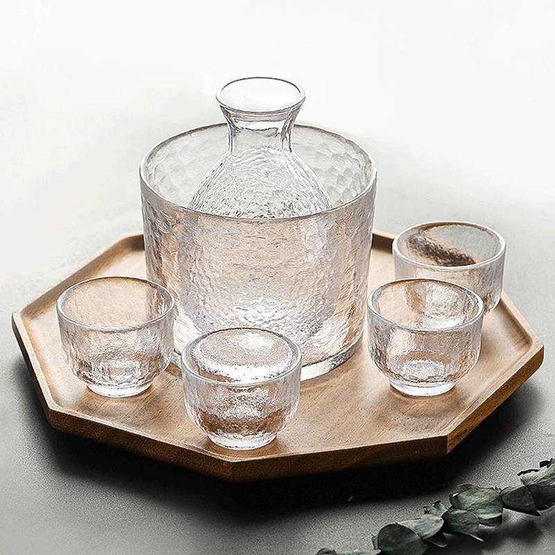 WINAKUI Glass Sake Sets with Warmer, Japanese-style Sake Pot Decanter