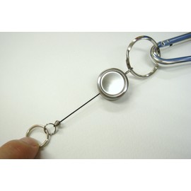 Includes 207 Reel Key Chain 2.4 inches (60 mm) Carabiner