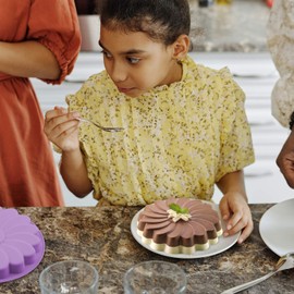 Silicone Baking Molds,3 Pack Non-stick Flower Shape Silicone Cakes Pan Bread Pie Flan Tart Jello Molds,Reusable Food-Grade Large Flower Baking Trays