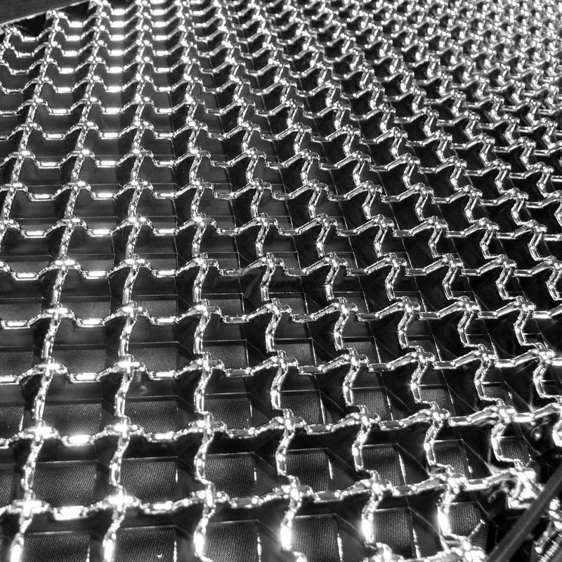 TLAPS 7422438780799 Compatible With 2007-2014 GMC Yukon/XL/Denali Chrome Mesh Front