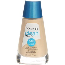 COVERGIRL - Clean Oil Control Liquid Makeup Classic Ivory - 1 fl. oz. (30 ml)