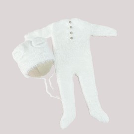 Orraphtstu Baby Photoshoots Props Newborn Photography Outfits Boys Girls Bear Photo Posing Costume Footed Romper Bonnet (Cream)