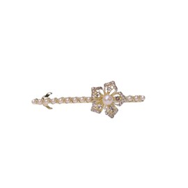 EZ PEACH Hair Clip, Stylish, Bangs Clip, Cute, Flowers, Mini Pearl, Hair Ornament, Sparkling & Shiny, Popular, Moe Moe, Hair Accessories, 2 Pieces, Wedding, Party, School Entrance Ceremony, Cute,