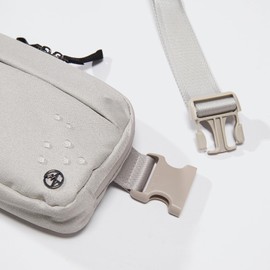 Pander Fanny Pack for Women and Men, Large 2L Tactical Crossbody Carry Bag for Travel, Work, Outdoor. (Light Grey)