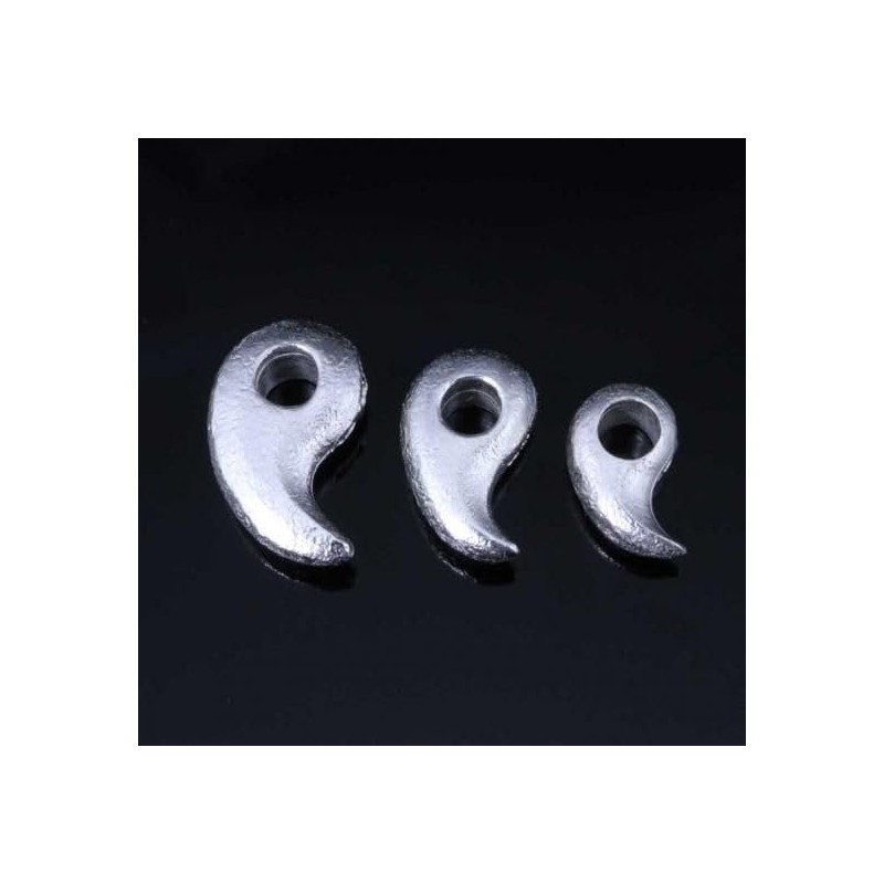 Ryuzu 950 Silver Men’s Three Sacred Treasures Pendant, Yashakui Magatama