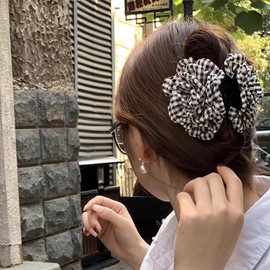 papasgix Flower Hair Clips - Large Claw Clips with Retro Plaid Design, Multiple Colors, Fashion Hair Accessory for All Hairstyles (Black+Yellow)