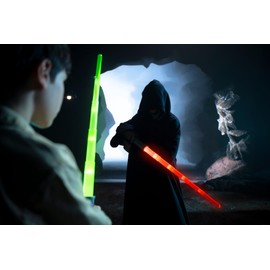 Power Saber Energy Blade Green First Ever Automatic Saber Auto Extending & Retracting Saber Extends 35" (90cm) Motion Based SFX Ages 6 and up by Goliath