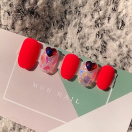 MunNail Neon Heart Nail ❤ - Short Oval / MunNail 네온 하트 네일 ❤ - 숏오벌