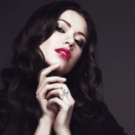 Uloveido Women Simulated Diamond Heart Cocktail Ring for Girls Friend White Gold Plated with Cubic Zirconia Stone (Size T) Y429