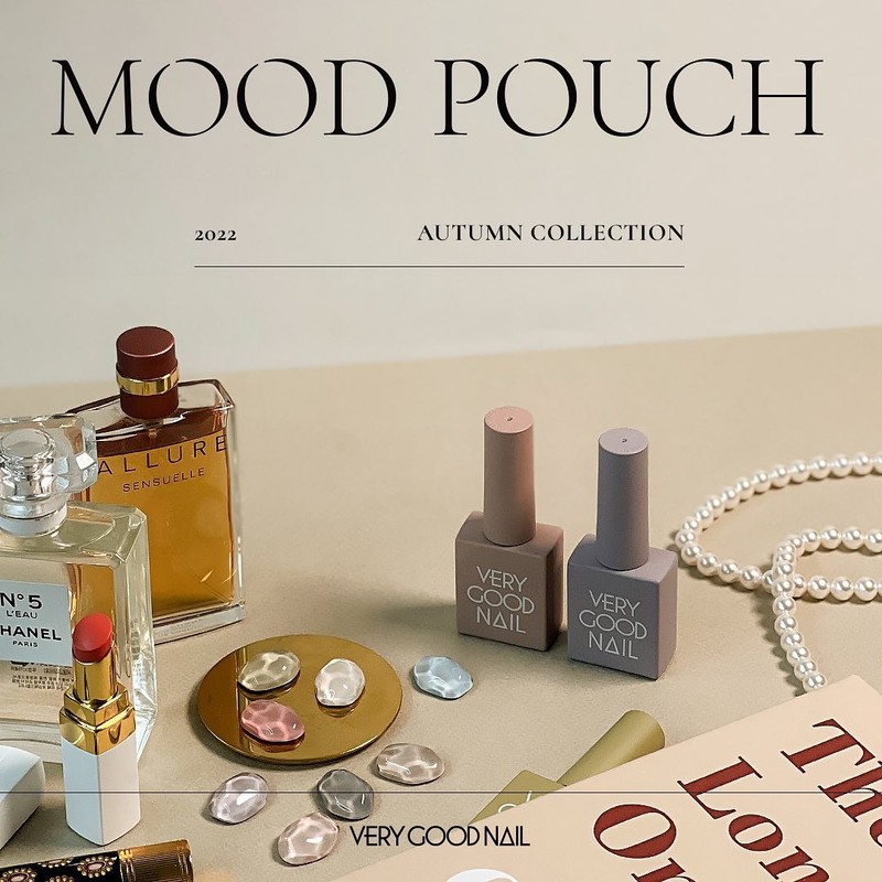 Very Good Nail Berry Good Nail Mood Pouch 8 Piece