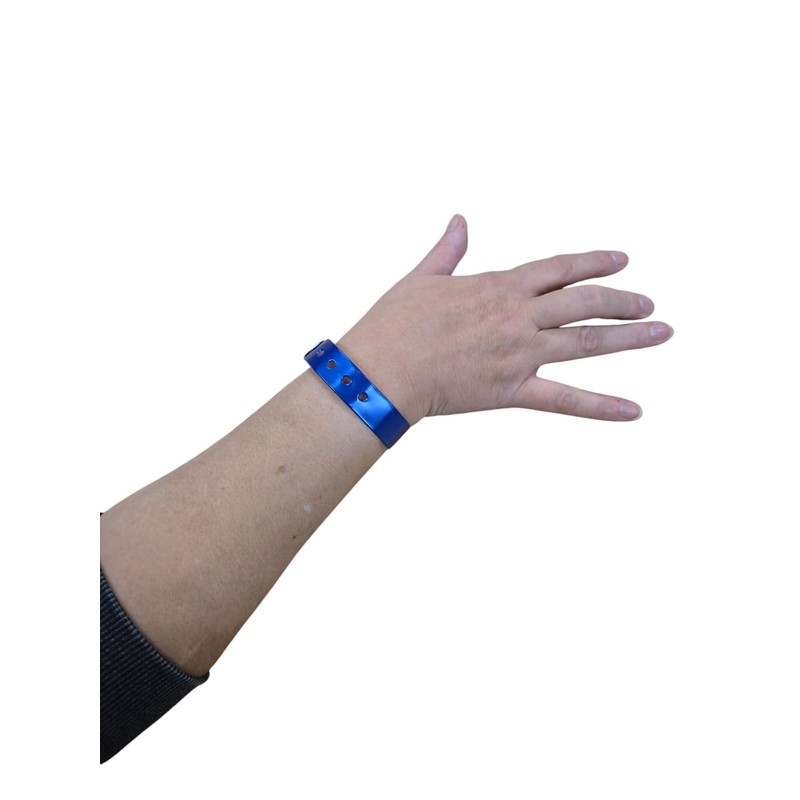 J&R Wristbands Vinyl Wristband 100-Piece Set (Blue)