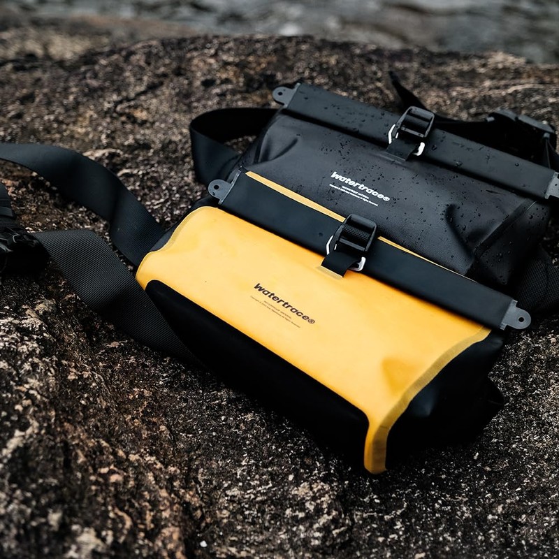 Waterproof Waist Pack Messenger Bag for Surfing, Snorkeling, Paddleboarding, River