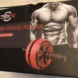 Ten42 Fitness Ab Wheel Roller with Knee Pad New