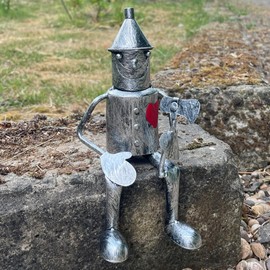 Alfie Francis 16cm Small Wall/Shelf Sitting Tin Man Garden Ornament Indoor Home Decoration Gift