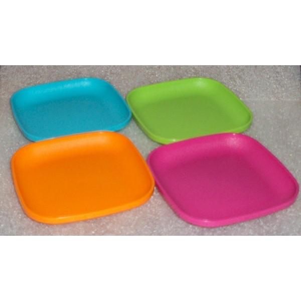 SMALL Tupperware 4 Inch Square Plates, Children's Toy Size Set