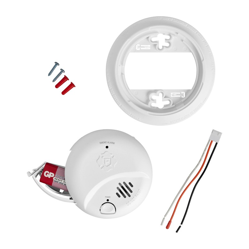 First Alert BRK SMI100-AC, Hardwire Interconnect Smoke Alarm with Battery