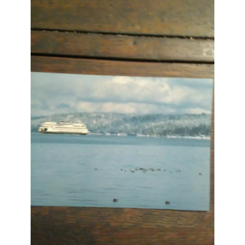 PACIFIC NORTHWEST WASHINGTON STATE FERRIES CHRISTMAS POST CARD FERRY IN