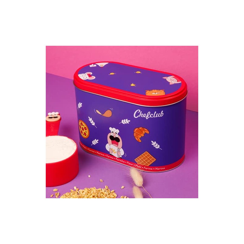 Chefclub Flour Can: This handy flour tin is designed for