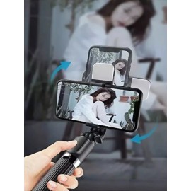 Laro Bastón Palo Selfie Con Flash Portátil Bluetoot Tripie 1.1m Color Negro