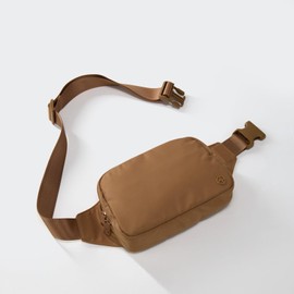 Everywhere Belt Bag Large 2L, Pander Waterproof Everywhere Fanny Pack Purse for Women and Men with Adjustable Strap. (Caramel Brown)
