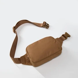Everywhere Belt Bag Large 2L, Pander Waterproof Everywhere Fanny Pack Purse for Women and Men with Adjustable Strap. (Caramel Brown)