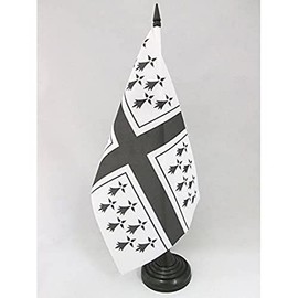 Brittany marine Table Flag 5'' x 8'' - nautical breton Desk Flag 21 x 14 cm - Black plastic stick and base - AZ FLAG