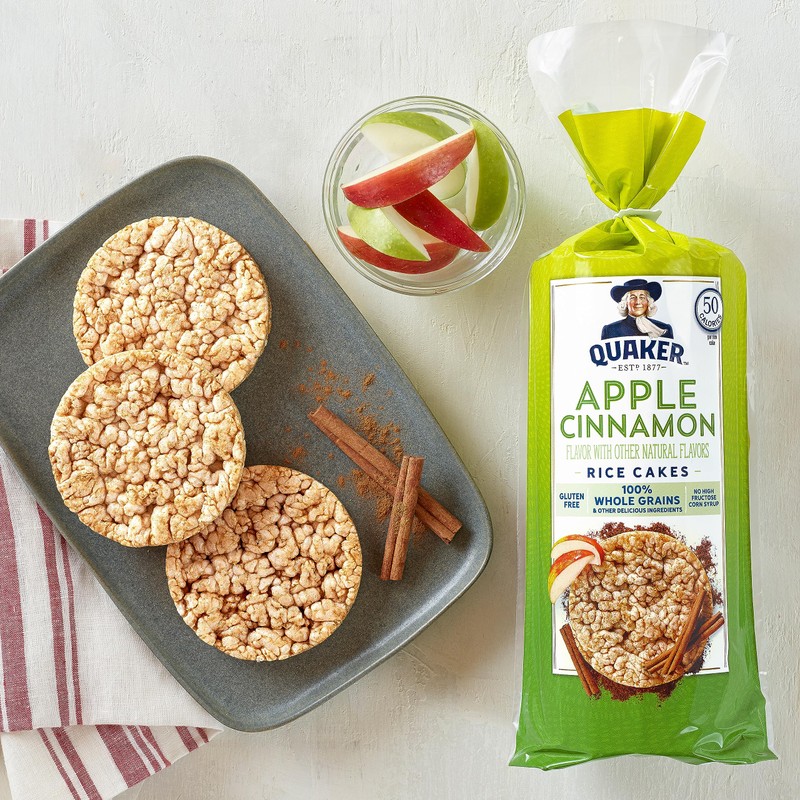 Quaker Large Rice Cakes, Apple Cinnamon, Pack of 3