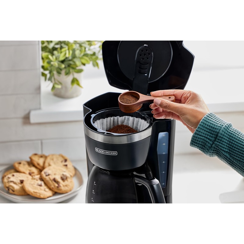 BLACK+DECKER 12-Cup Digital Coffee Maker, Programmable, Washable Basket Filter, Sneak-A-Cup,
