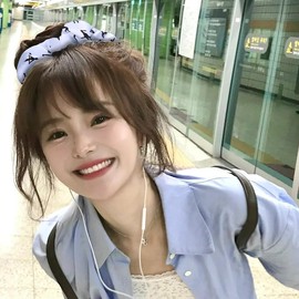 Dance Gifts for Teen Girls Daughter Granddaughter Sister Dance Hair Scrunchies for Women's Hair Accessories for Dancers Birthday Gift for Friends Daughter Niece Dance Recital Gift Ideas