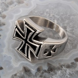 Fly Style Stainless Steel Iron Cross Signet Ring for Men – German Army Men's Ring, Stainless Steel, No Gemstone