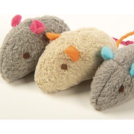 Worldwise SmartyKat SkitterCritters Catnip Mice Catnip Mouse Shaped Throw Toy (Pack of 3)