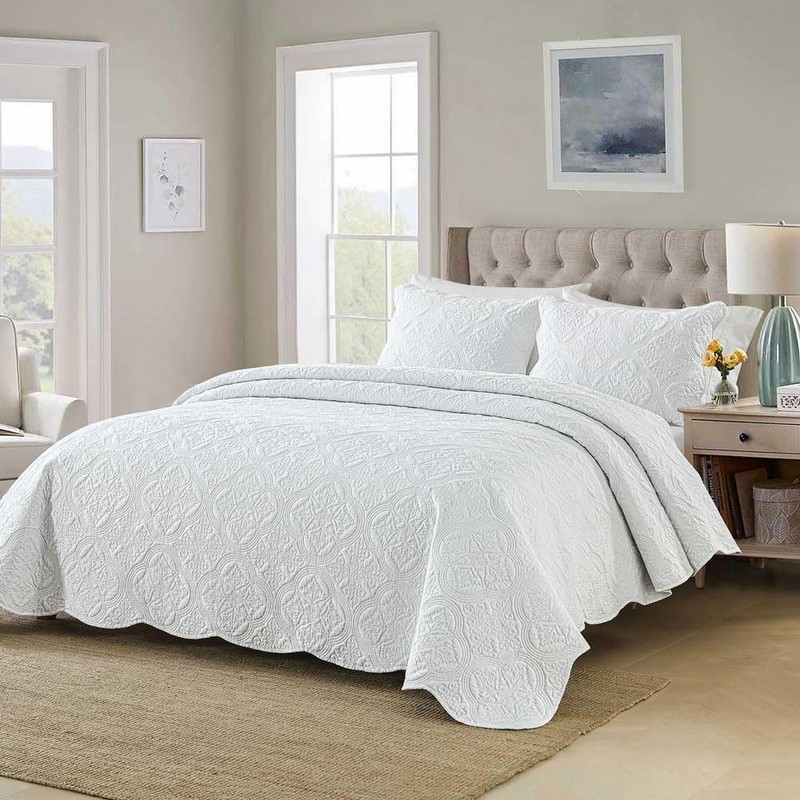 Boryard White California King Quilt Set - 100% Cotton Embossed