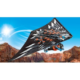 PLAYMOBIL Sports & Action 71079 Starter Pack Kite Flyer, Stuntman and Toy Dragon, First Toy for Children from 4 Years