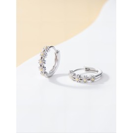 POTOPYY Daisy Earrings for Women 925 Sterling Silver Hoop Earrings Daisy Earrings Flower Jewelry Birthday Chrismas Gifts for Women Daughter Friends