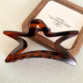 MILANA Hair Clip, Large, Star Hair Clip, Hair Accessory, For Adults, Cute, Elegant, Lightweight, Strong, Hair Closure, Korean Style, Hair Clip, For Daily Use, For Bathing, Weddings, Outings, Mother's