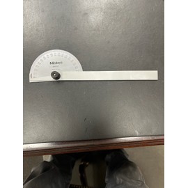 Mitutoyo 968-202 Round Head Protractor 6" Blade 180* Measurement