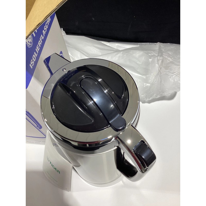 Tiger 64oz. Vaccum Flask. Insulated Stainless Steel. 1.9L