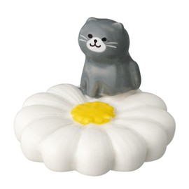 Decorore Corporation Flower Nyanko Chopsticks Rest Margaret Size: Approx. W4 D4 H2.8 MG-38682