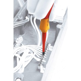 Wiha 28390 Insulated SlimLine Interchangeable Set Includes Handle with Pouch, 15-Piece