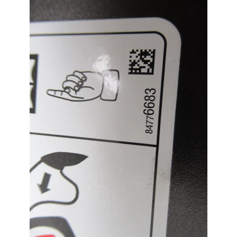 GM New Sunshade Assembly Jet Black Right Side 2021 Escalade