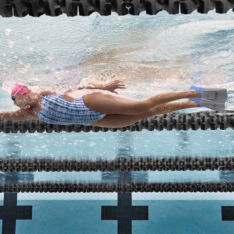 Speedo Unisex-Adult Swim Training Fins Rubber Short Blade