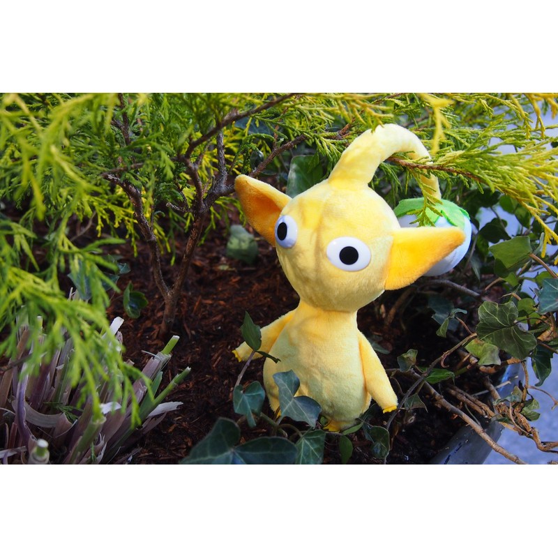 Pikmin PK03 Yellow Pikmin Plush Toy, Height: 6.7 inches (17